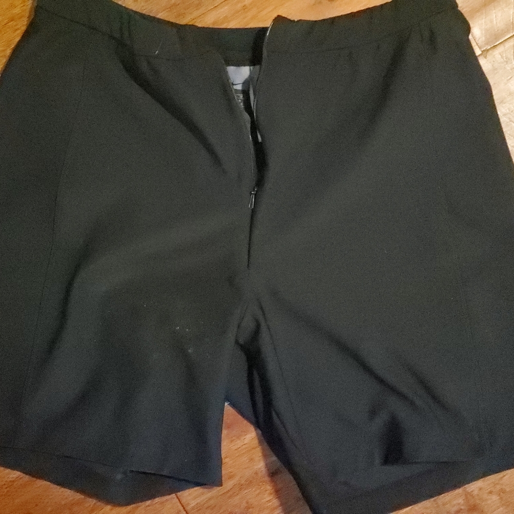 Nike women's medium dri fit shorts black
